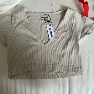 ribbed v neck garage top